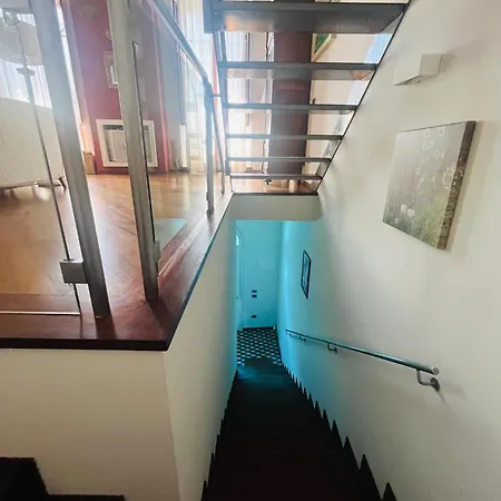 La Dolce Loft Apartment